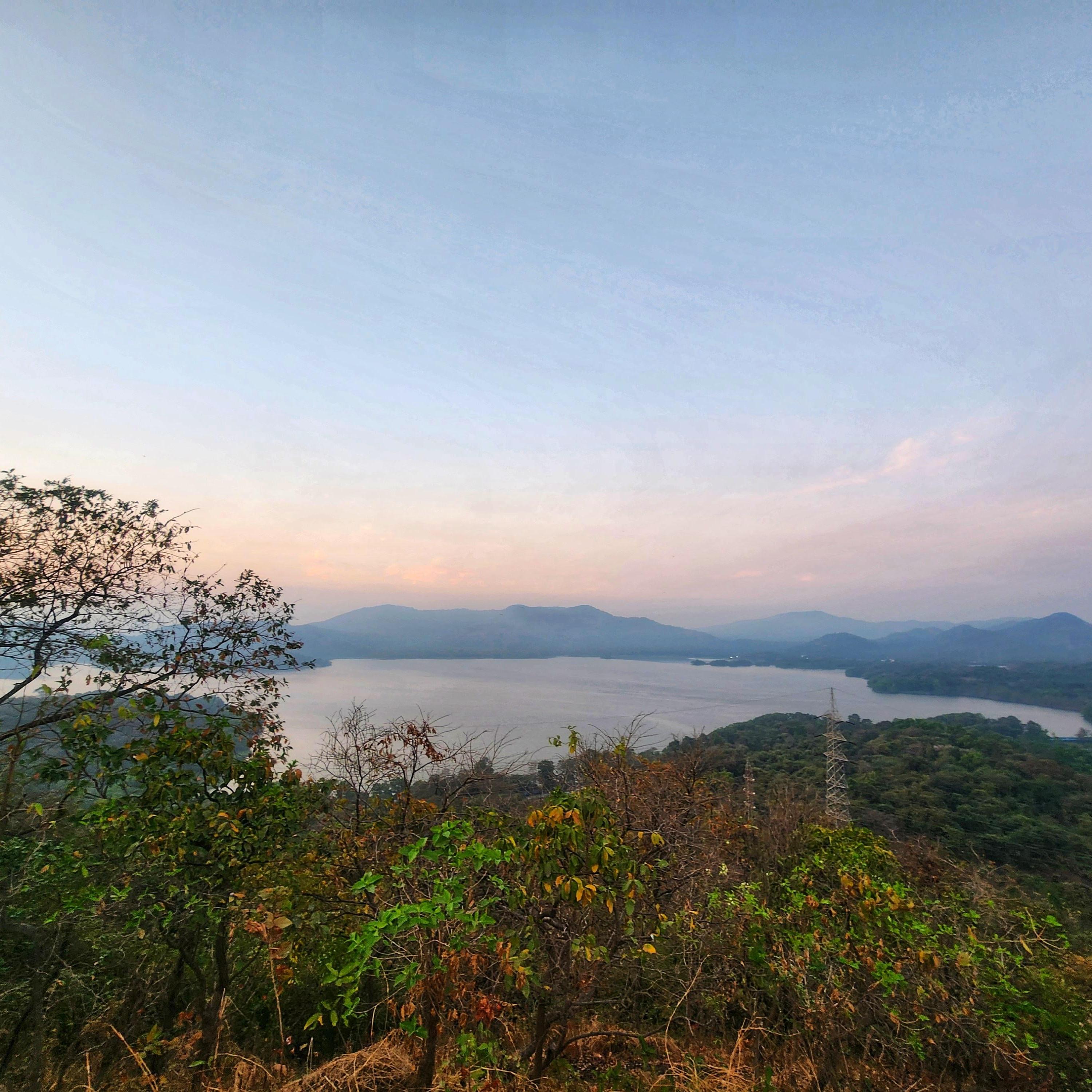 Vihar Lake — photo 1