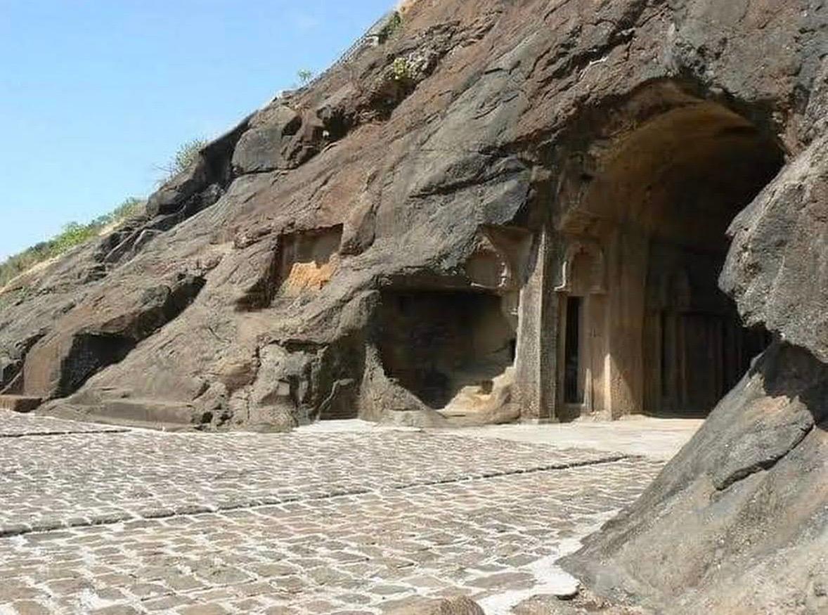 Karla & Bhaja Caves — photo 1
