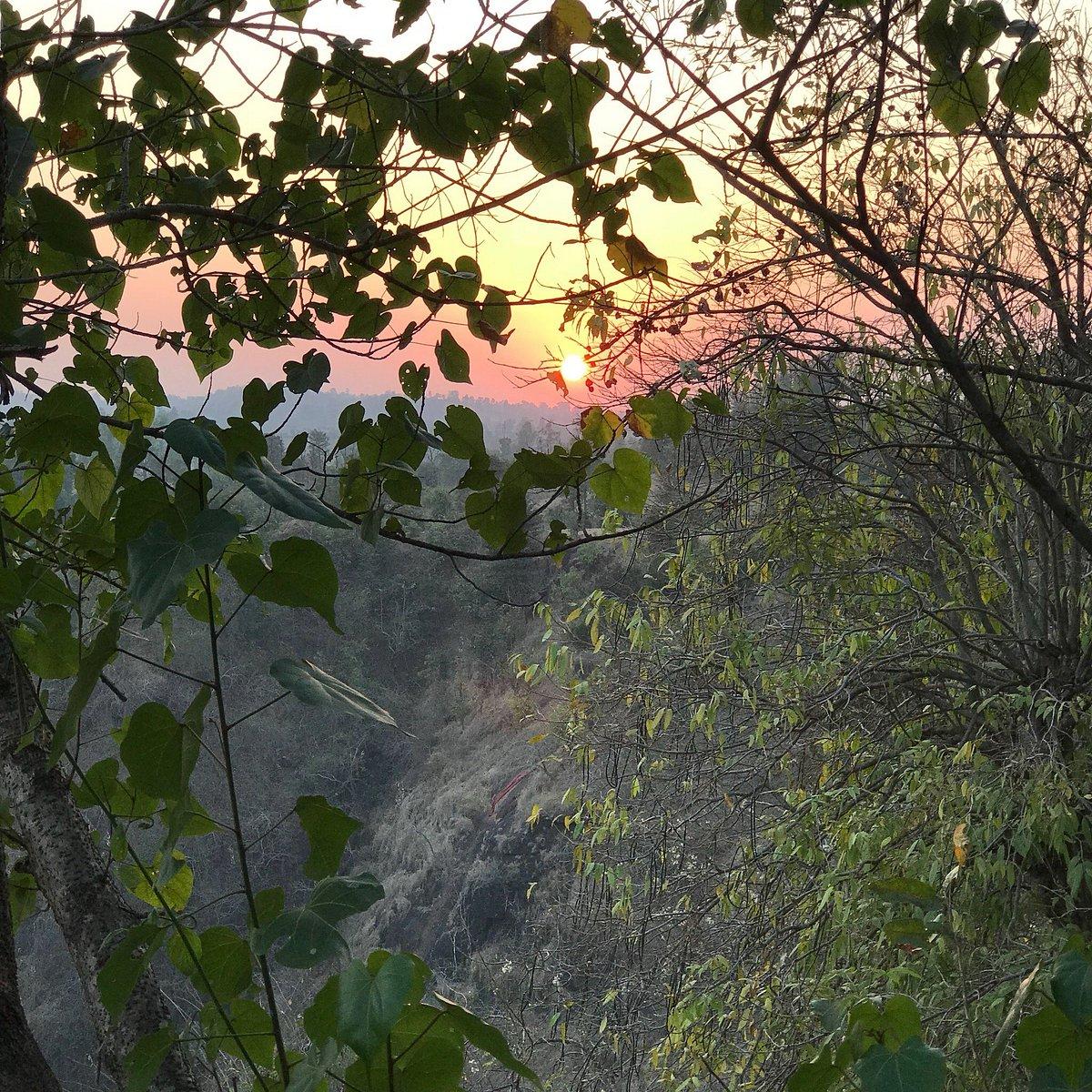 Dabhosa Waterfall — photo 2