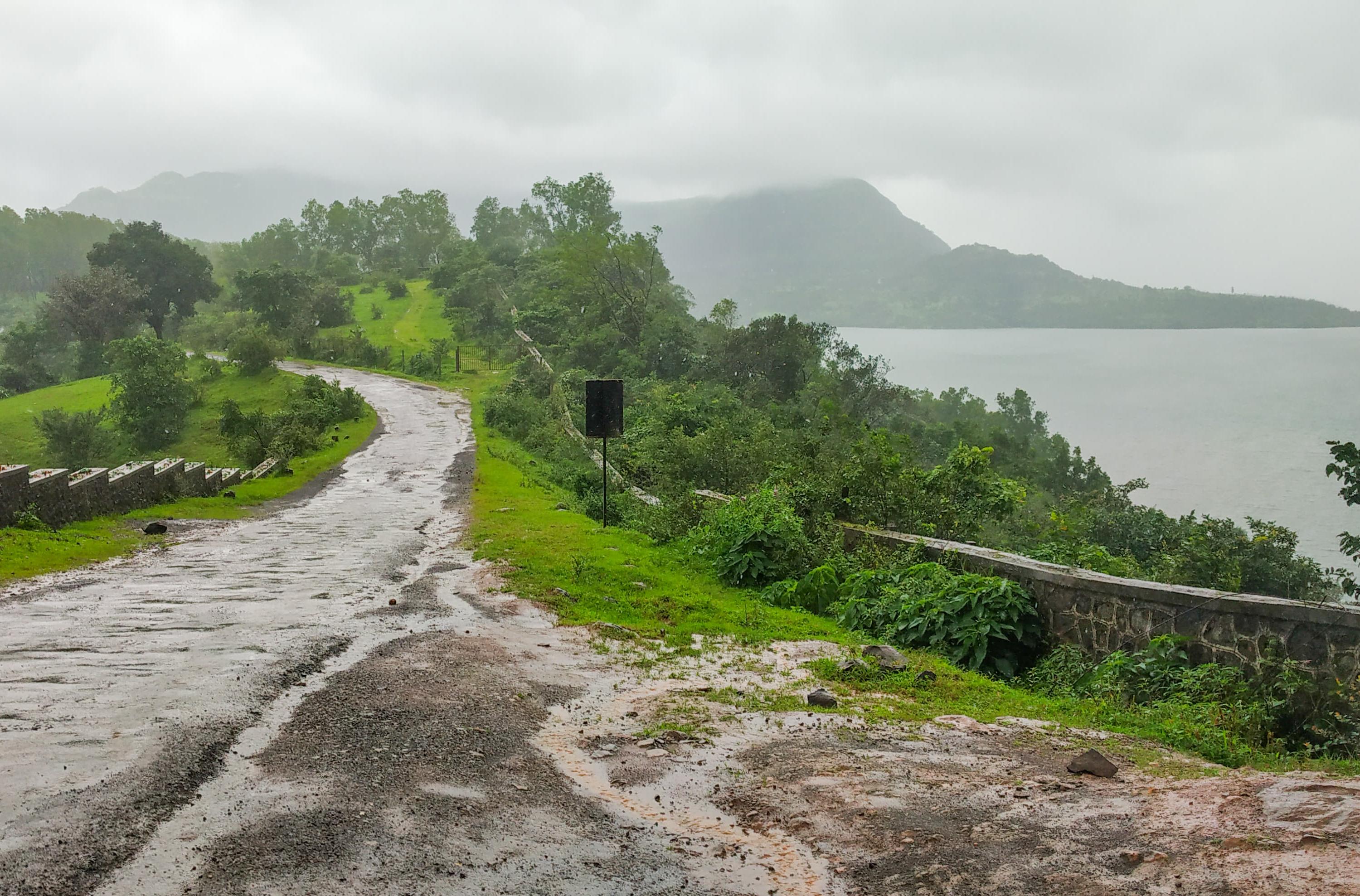 Mulshi Dam — photo 2
