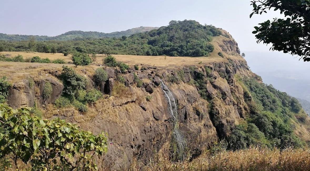 Madhe Ghat & Waterfall — photo 5